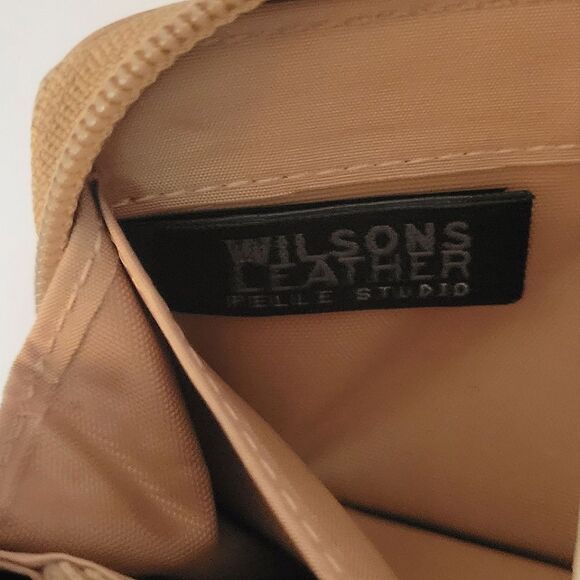 Pelle Studio by Wilsons Leather Tan Wallet On A String Crossbody Clutch - Picture 4 of 15